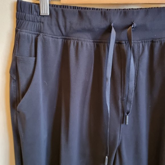 Lorna Jane Infrared Black Recovery Pants - Picture 3 of 7